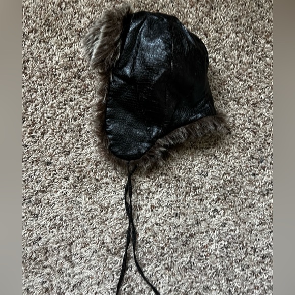 Women’s Russian Faux Fur Lined hat, no size - Picture 8 of 8